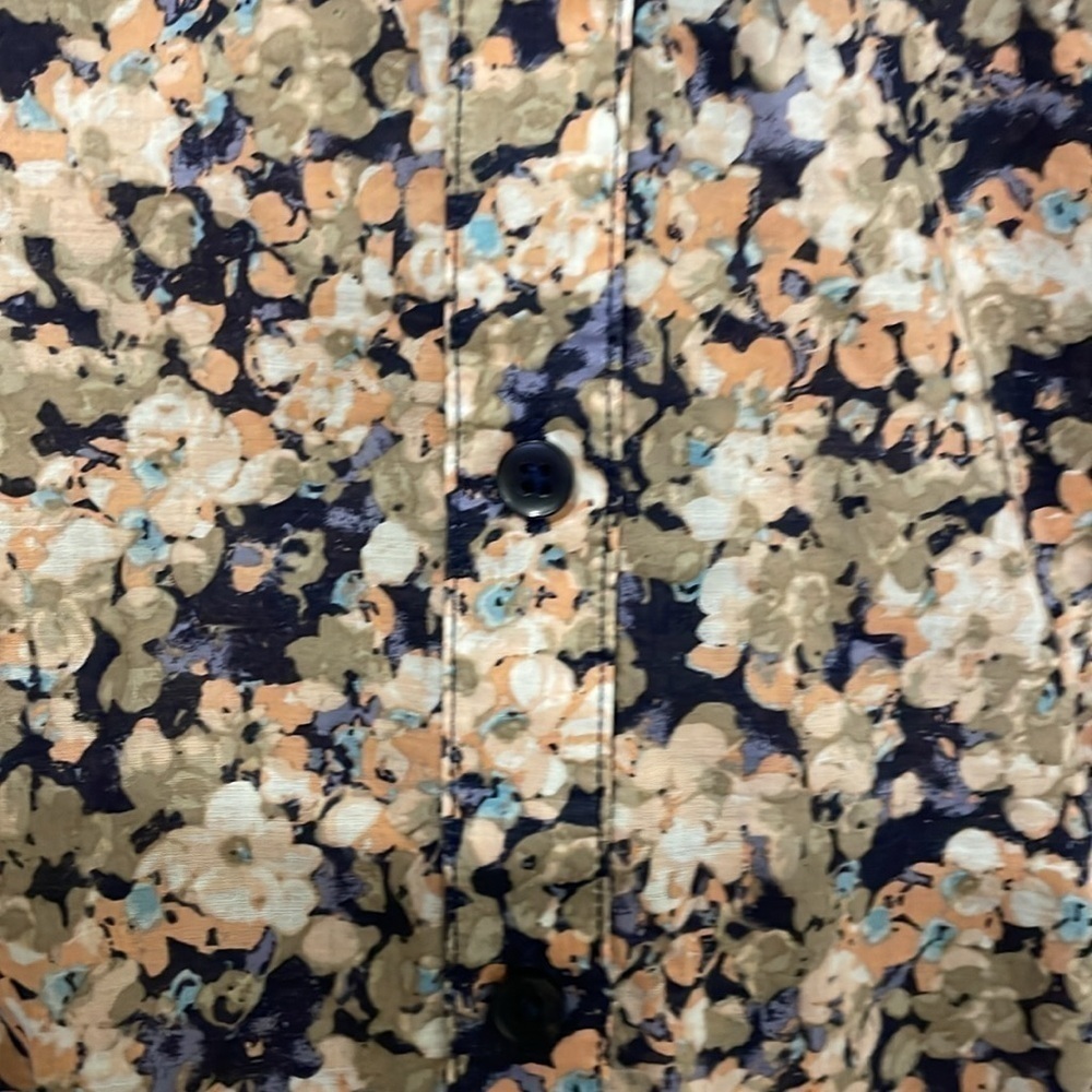 Coldwater Creek crisp  floral cotton no iron oversized button down  2x - Picture 4 of 6